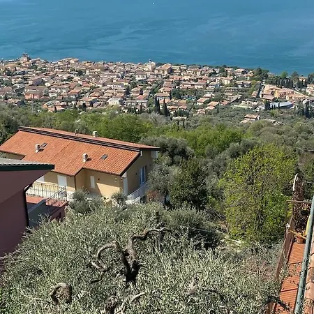Malu - Mara - Piscina E Vista Torri Del Benaco